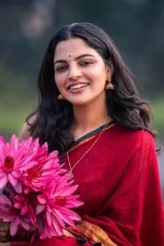 Nikhila Vimal in Oru Yamandan Premakadha